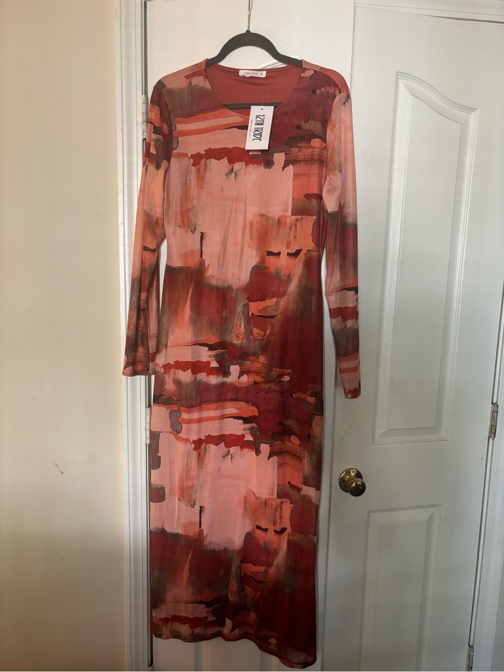 12th Tribe NWT Long Sleeve Abstract Midi Dress - Rust and Blush